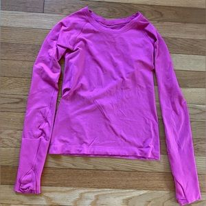 Swiftly Tech Long-Sleeve Shirt 2.0
Race Length Sonic pink